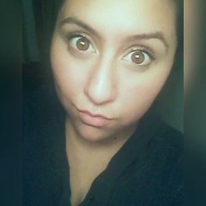 Meet your Posher, Vanessa